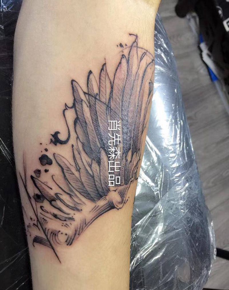 翅膀纹身图片