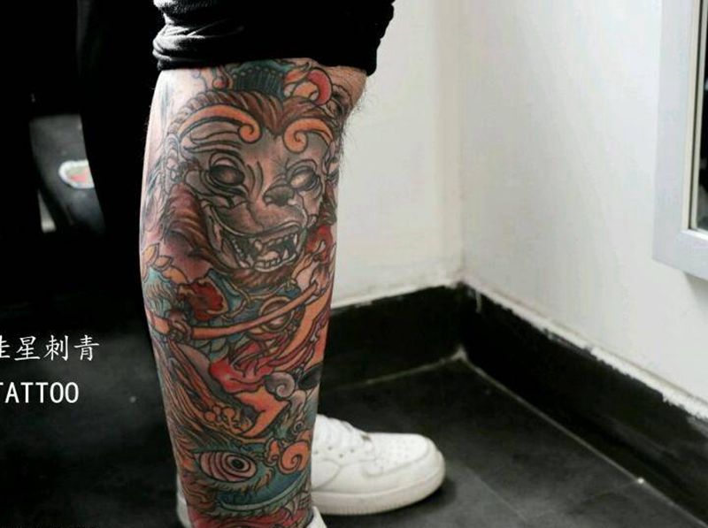 小腿一侧纹身图片