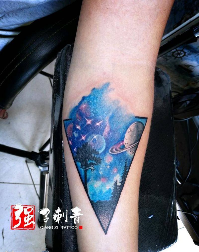 星空纹身图片_手臂欧美写实纹身图案