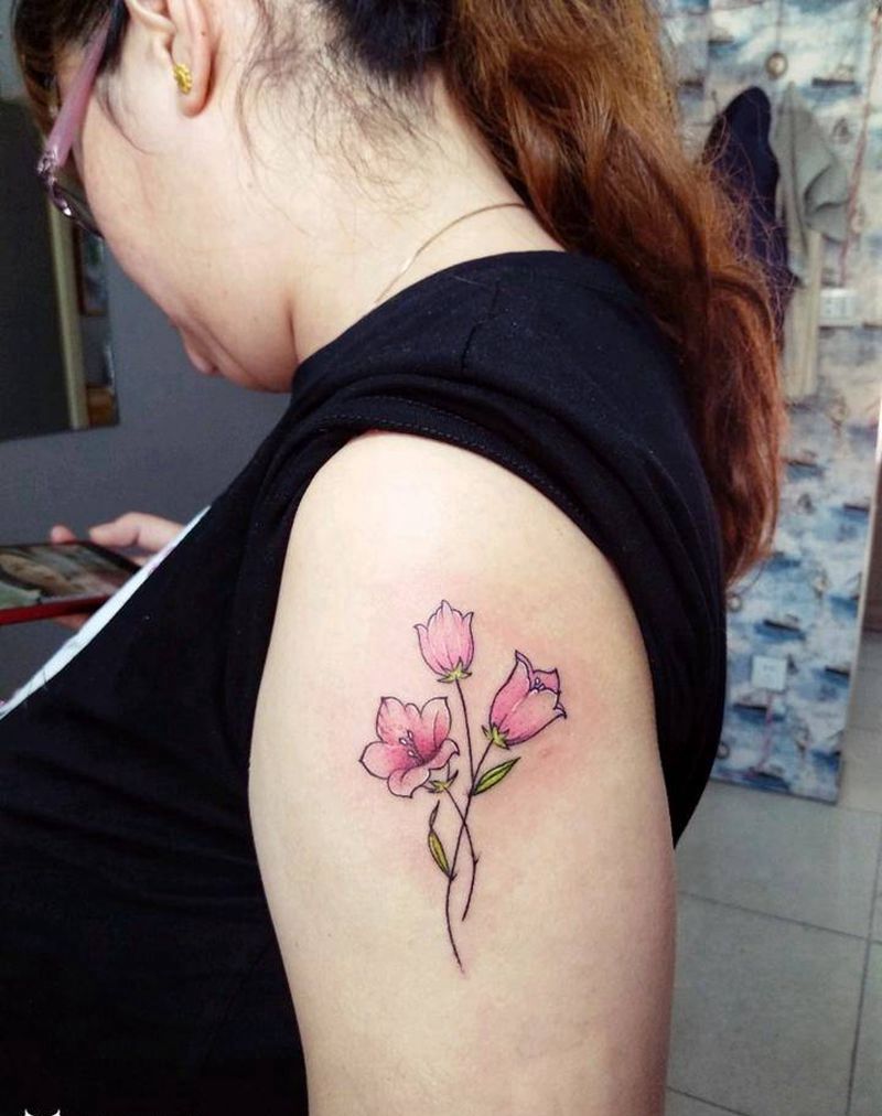 小清新《花》二纹身图片_手臂新传统纹身图案