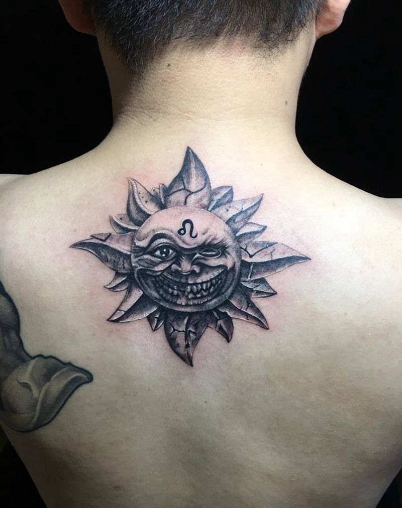 太阳纹身图片_背部纹身图案