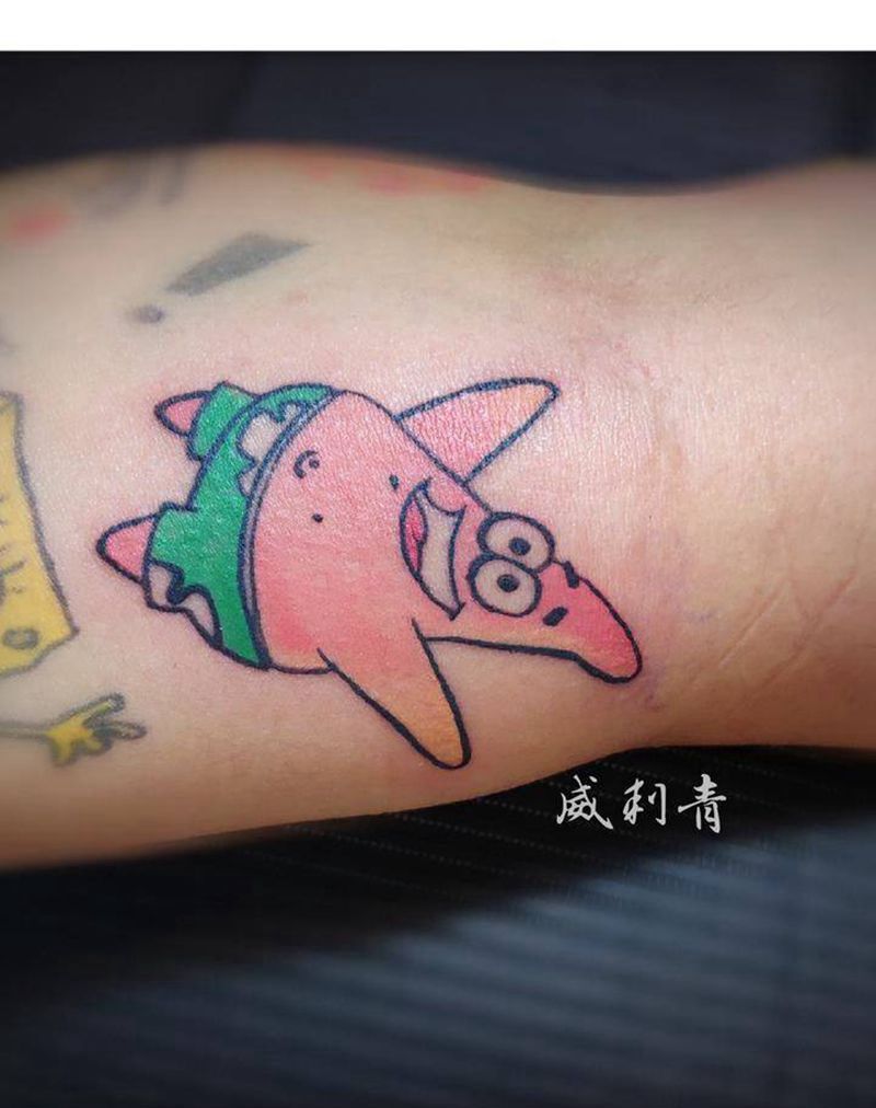 派大星纹身图片_手臂彩色卡通纹身图案