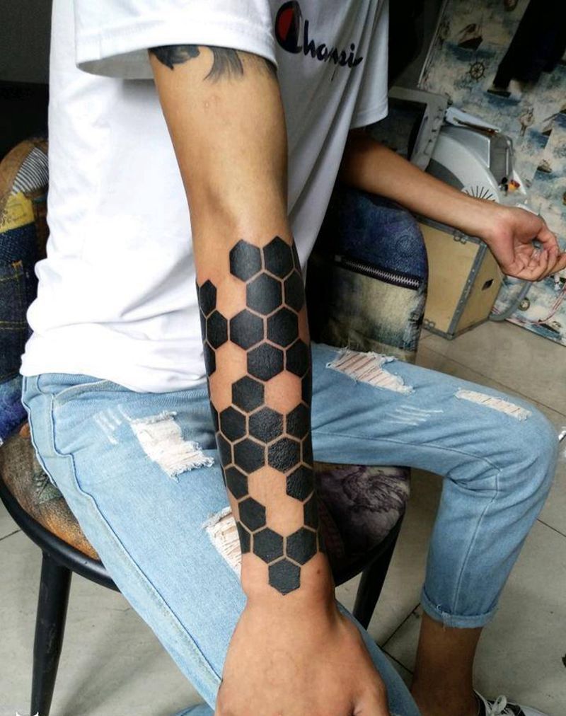 六边形图腾花臂《小臂部分完成》纹身图片_手臂图腾纹身图案