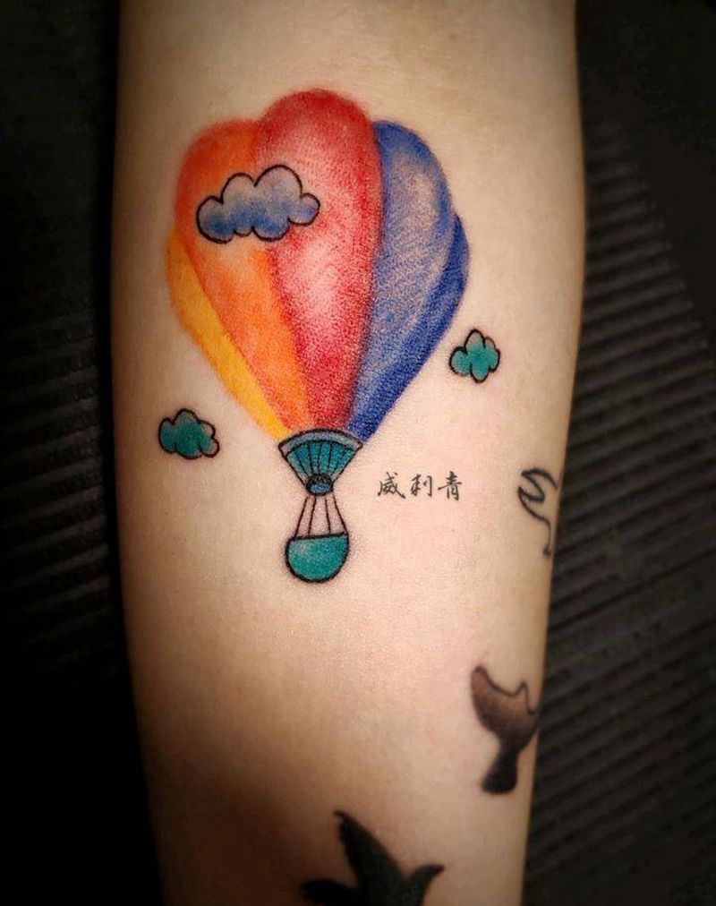 童年记忆纹身图片_彩色小清新热气球纹身图案