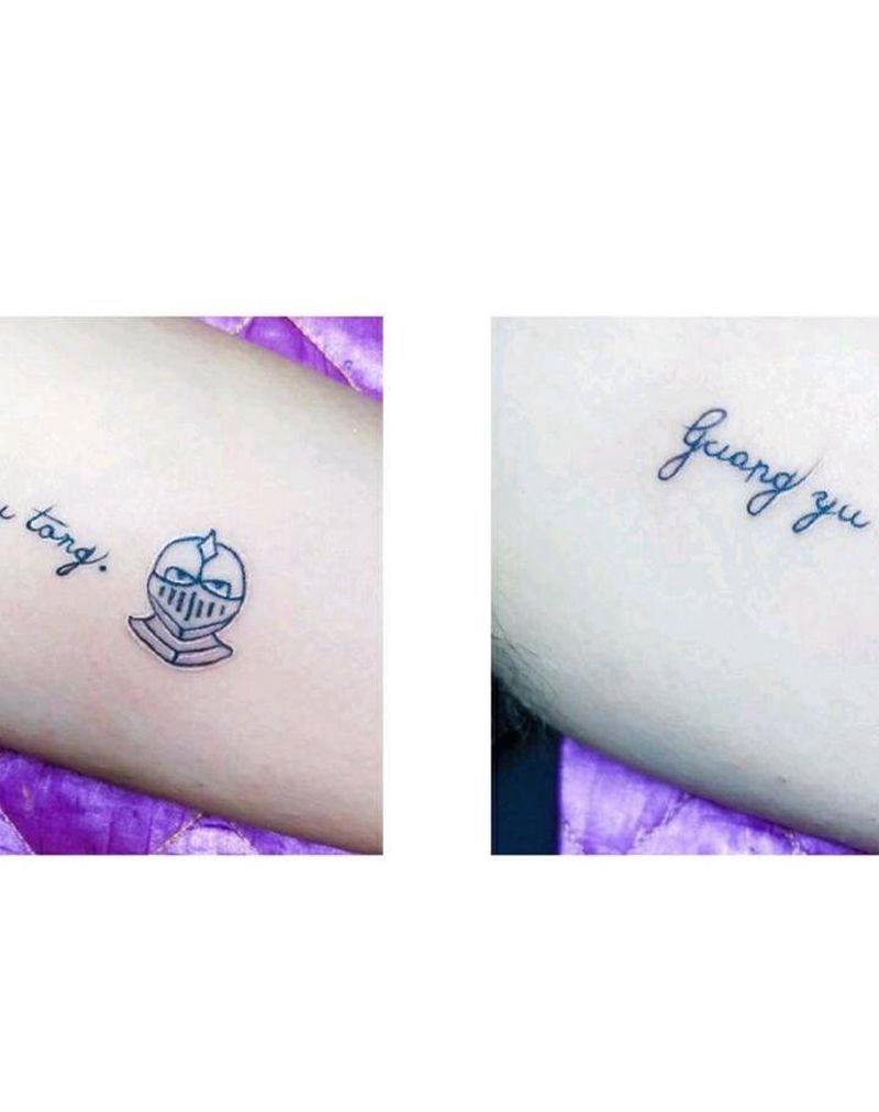 花体字配小图纹身图片