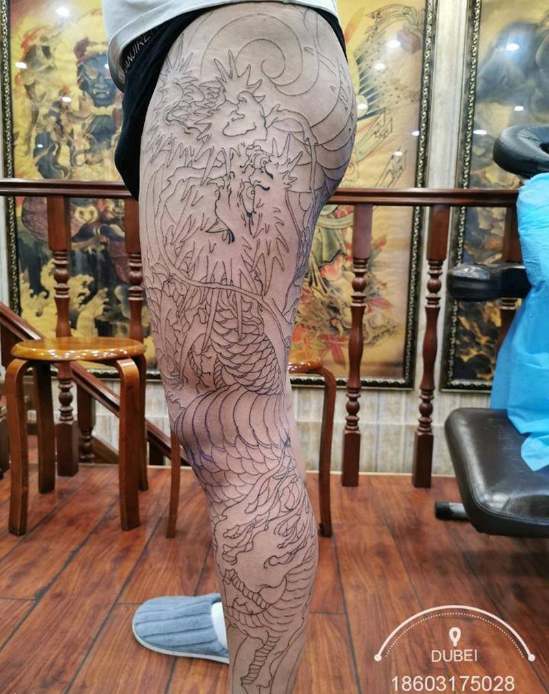 包腿龙纹身图片_腿部老传统纹身图案