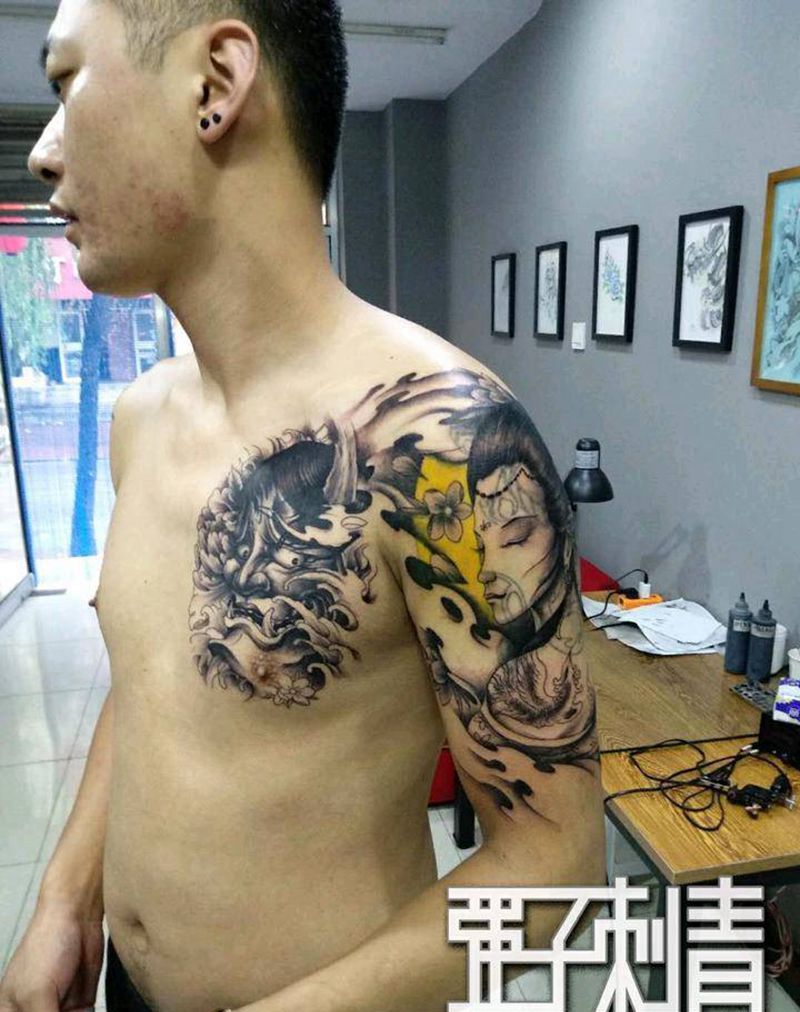 般若艺伎半甲遮盖旧纹身纹身图片_胸部手臂新传统半胛纹身图案