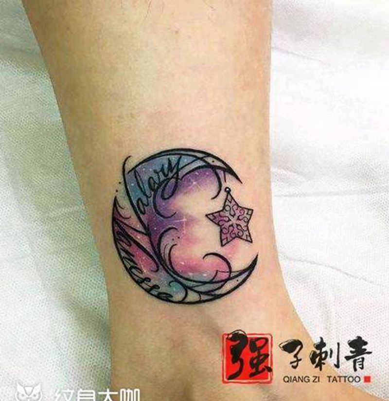 彩色小清新《星月》纹身图片_腿部水彩新传统脚踝小清新纹身图案