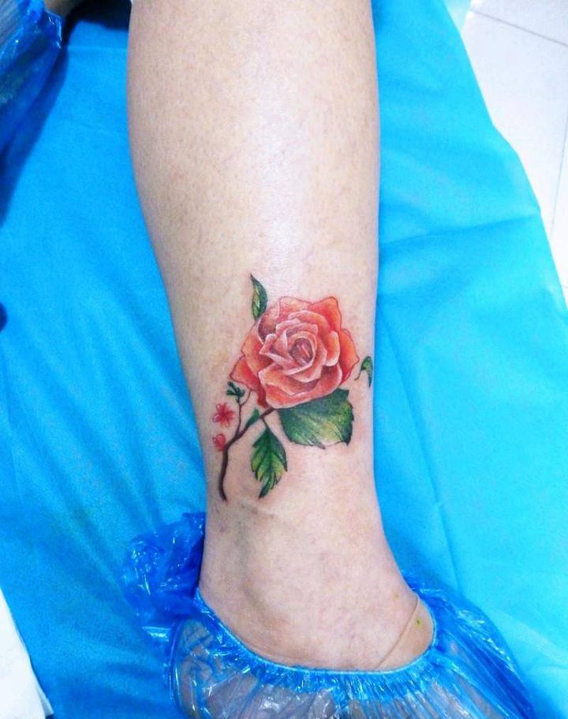 脚踝小清新《玫瑰花》纹身图片_腿部新传统纹身图案