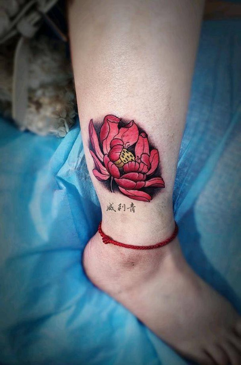 女生小腿荷花纹身图片_腿部荷花莲花脚踝纹身图案