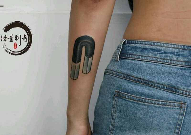 今日工纹身图片