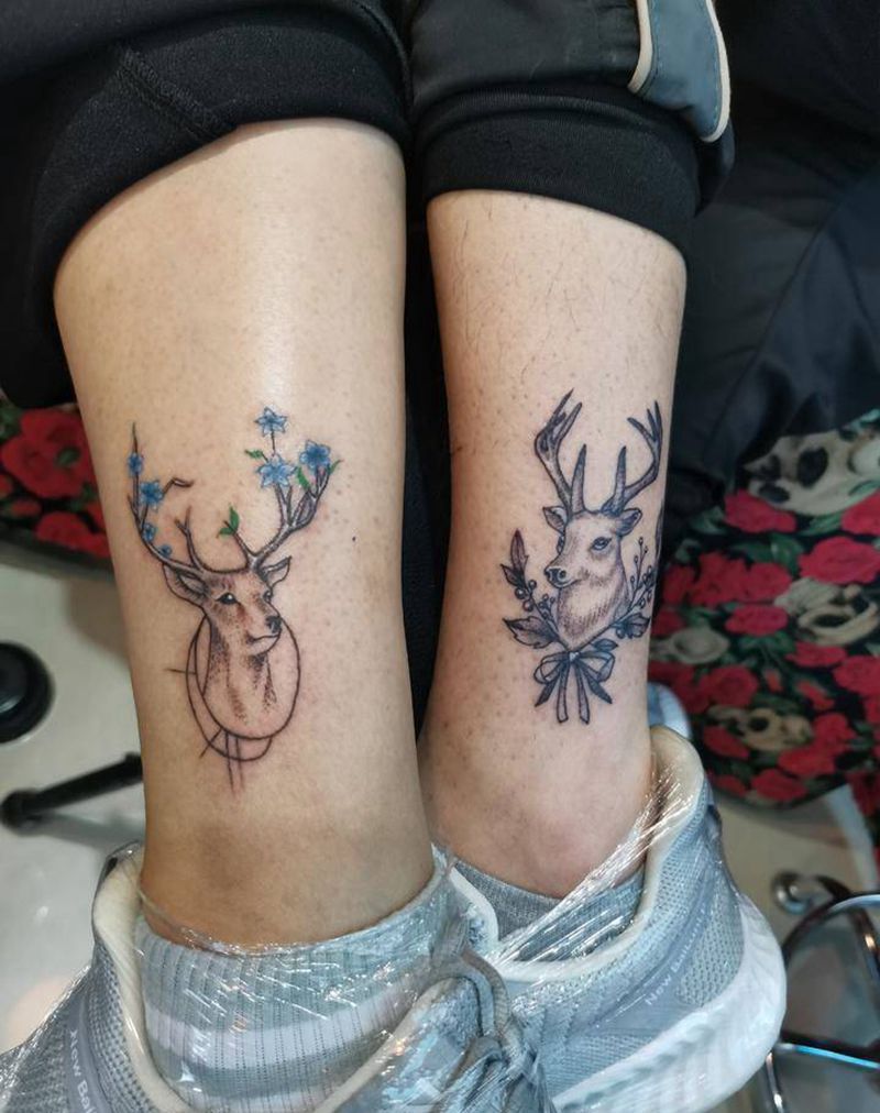 鹿纹身图片_脚部手部几何点刺纹身图案