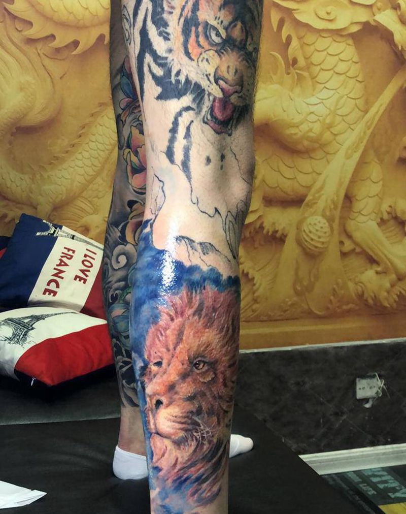 花腿未完成纹身图片_欧美写实纹身图案