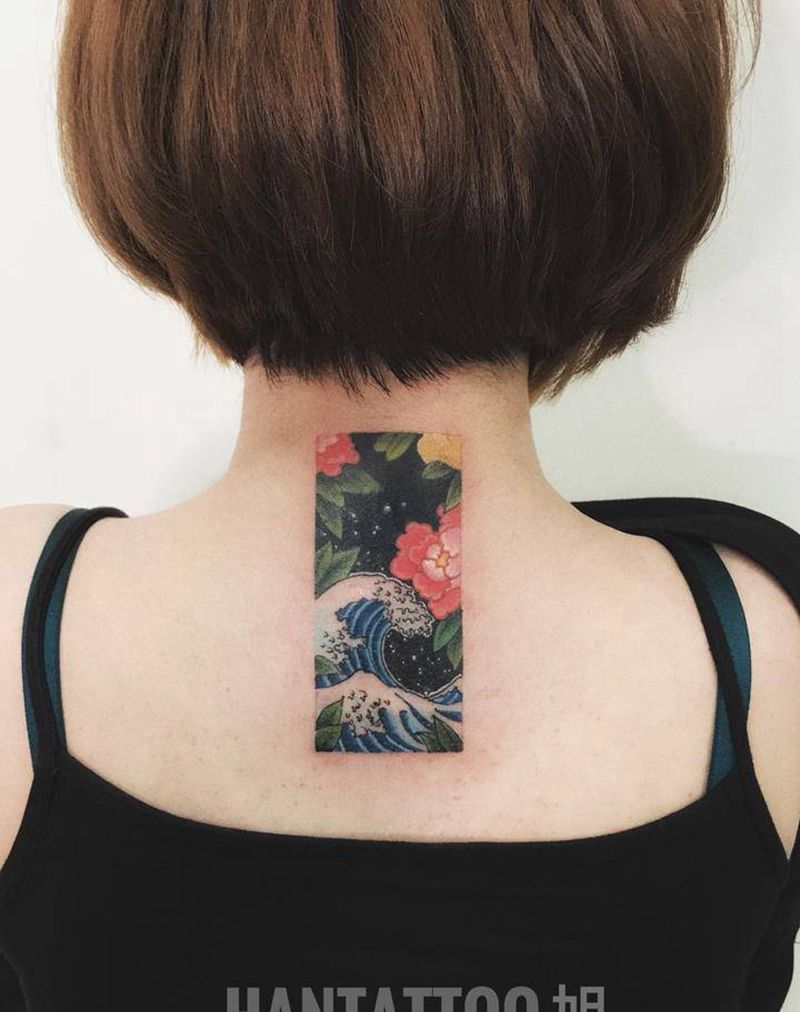 遮盖作品纹身图片_颈部背部水墨神奈川冲浪纹身图案