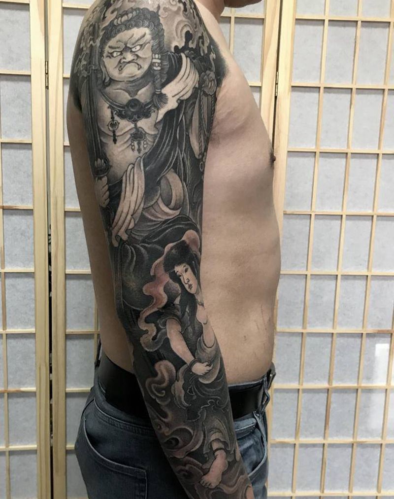 不动明王纹身图片_手臂新传统纹身图案