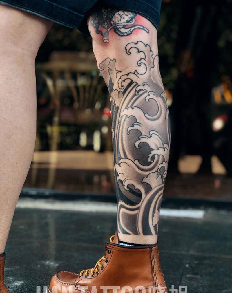 水浪纹身图片_腿部新传统纹身图案