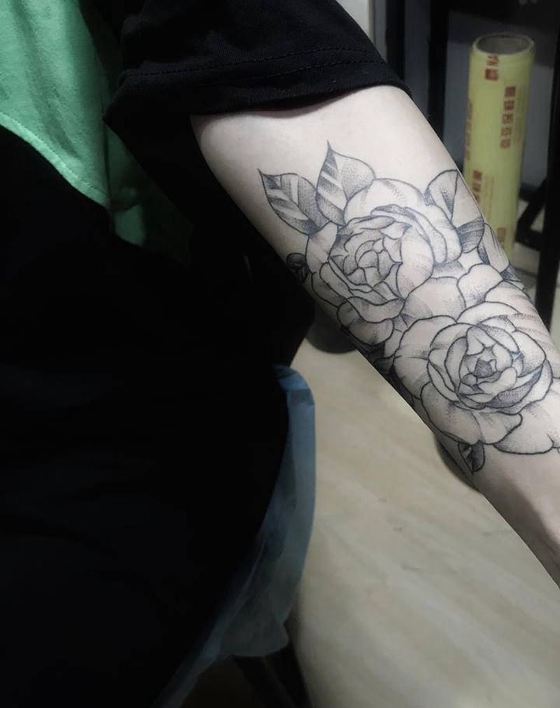 素花纹身图片_手臂点刺纹身图案