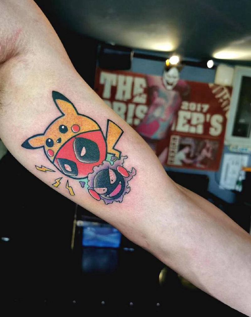 比卡丘纹身图片_手臂New SchoolOld School比卡丘死侍纹身图案
