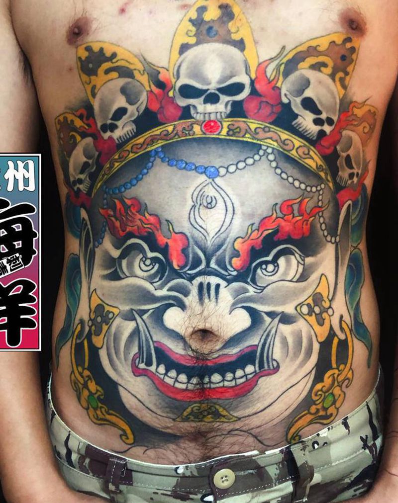 大黑天纹身图片_胸部纹身图案