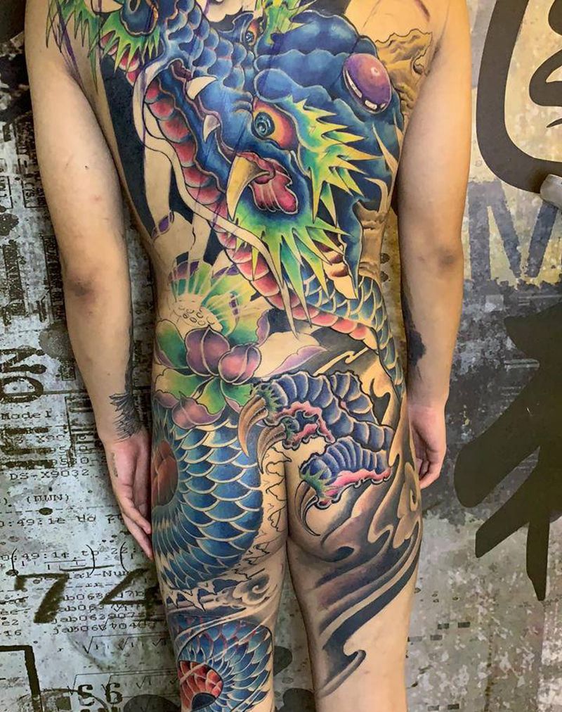 龙纹身图片_背部腰部新传统欧美写实纹身图案