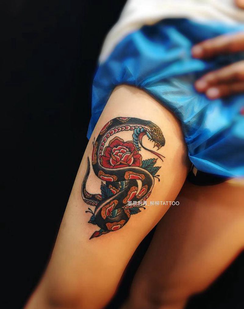 school 蛇纹身图片_腿部老传统纹身图案