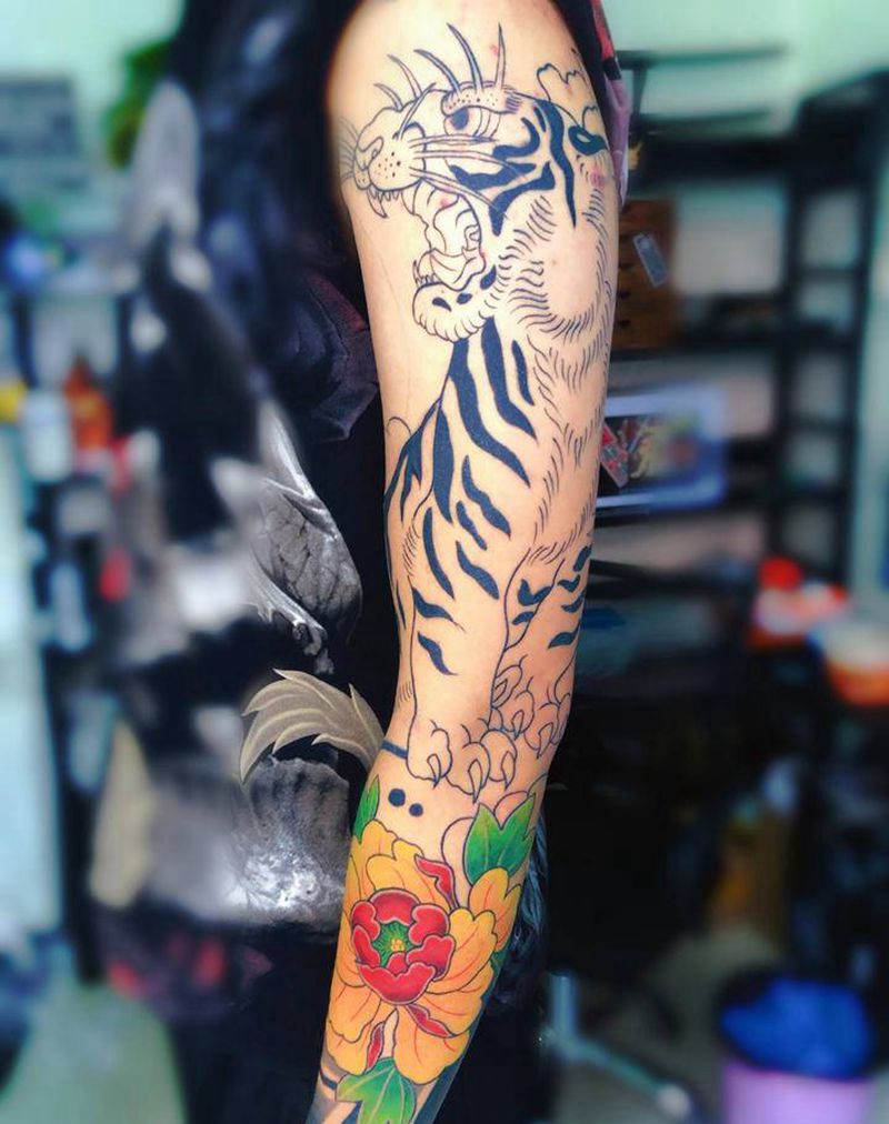 虎纹身图片_手臂纹身图案