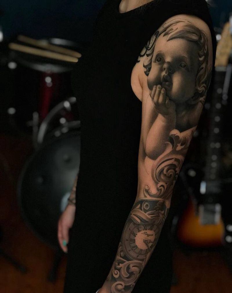 花臂恢复后（未完成）纹身图片_手臂欧美写实纹身图案