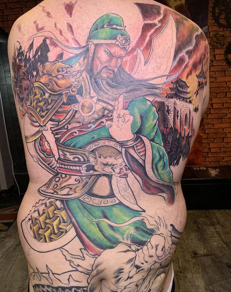 关羽纹身图片_背部腿部新传统欧美写实纹身图案