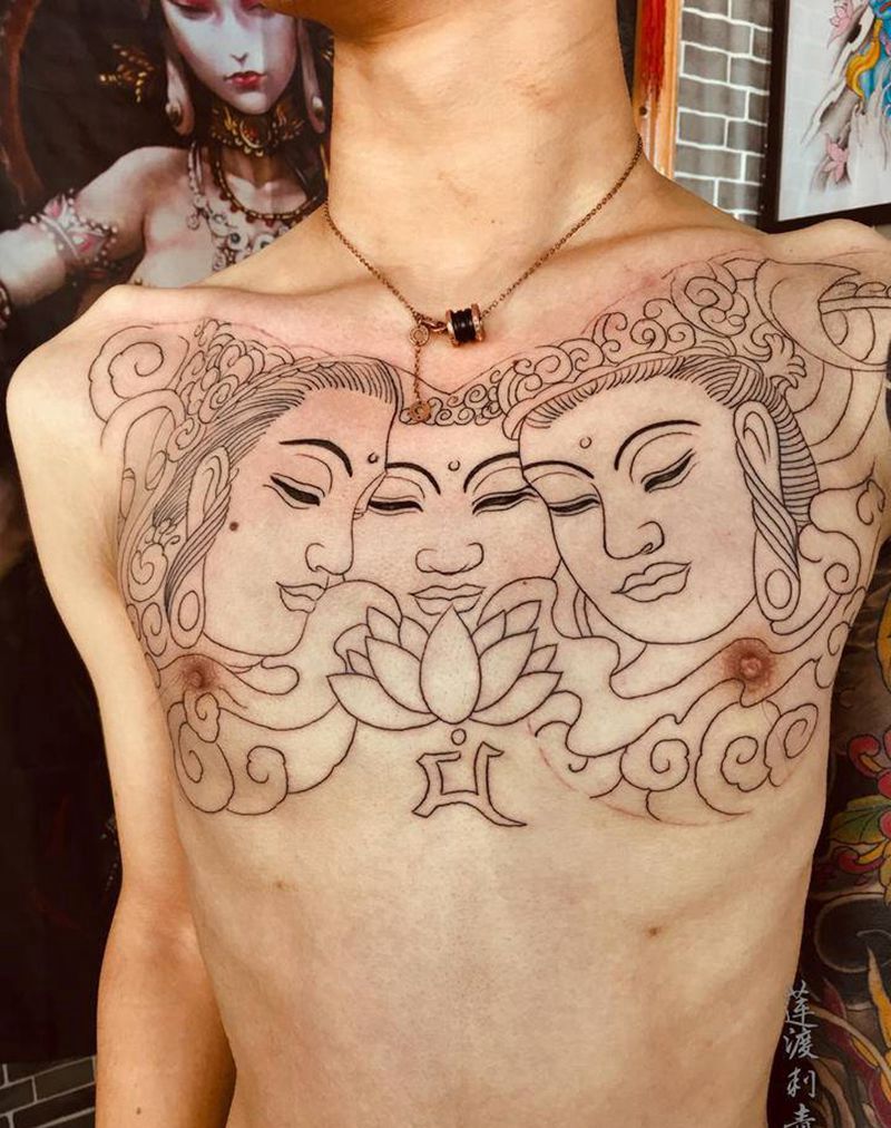 花胸线条完成纹身图片_胸部新传统纹身图案