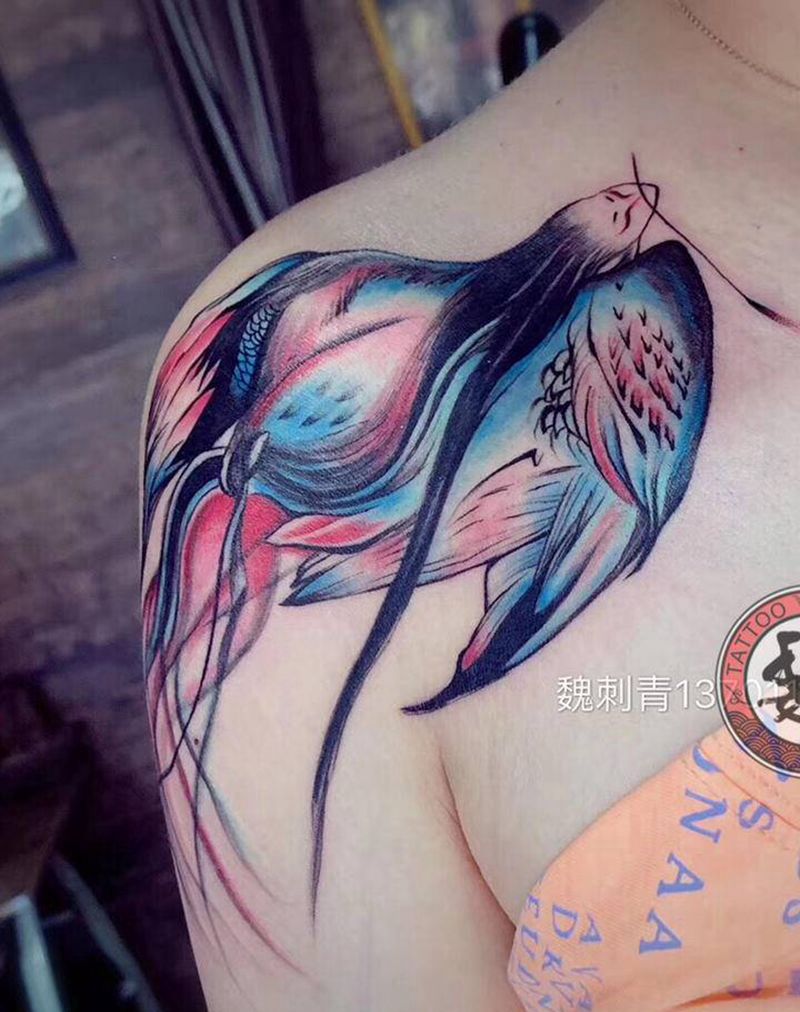 小图纹身图片_肩部纹身图案