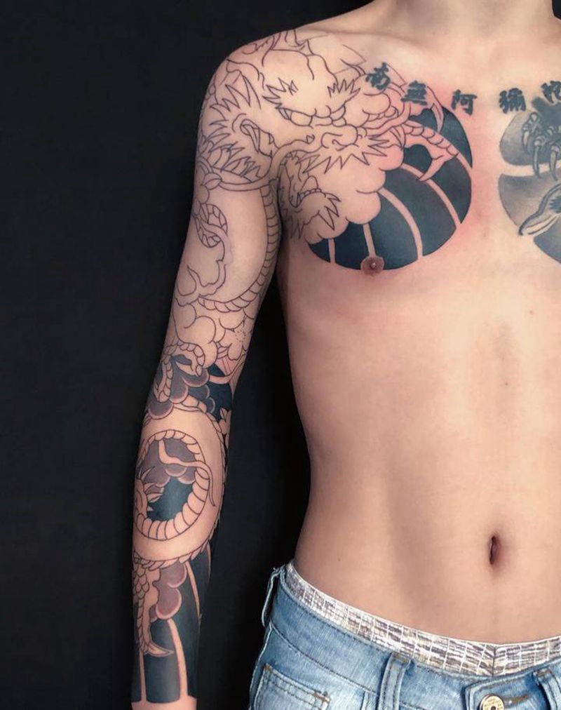 老传统 龙纹身图片_手臂纹身图案