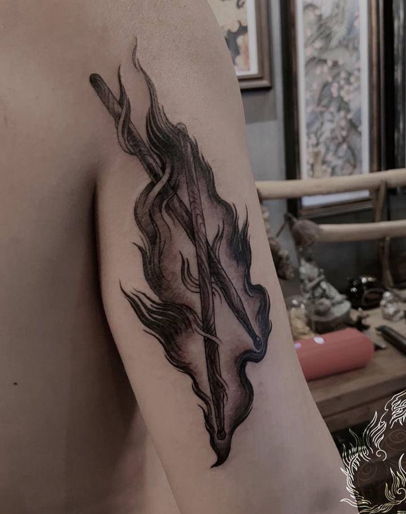 鼓槌纹身图片_手臂腿部鼓槌火焰