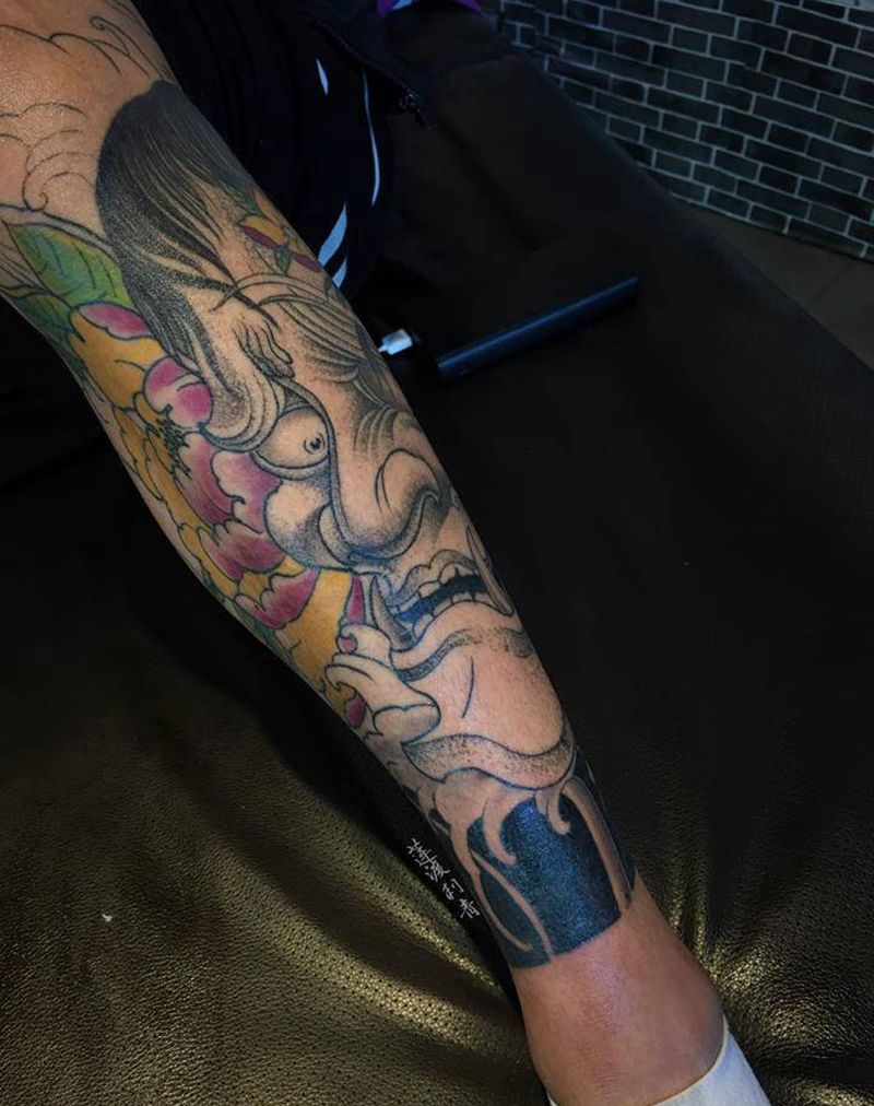 般若恢复后纹身图片_腿部新传统纹身图案