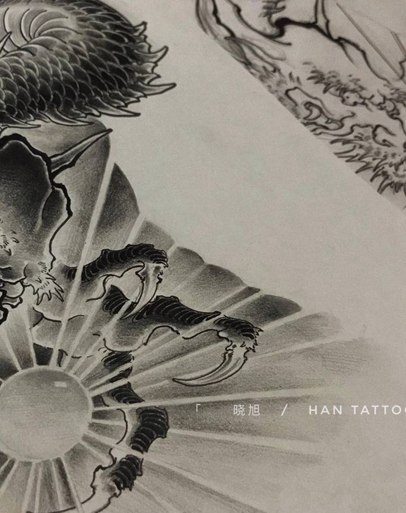 花胸稿-龙纹身图片_胸部新传统纹身图案