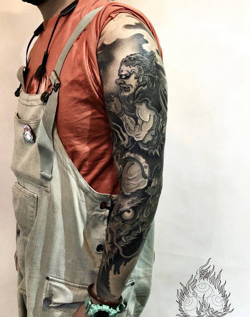 龙神纹身图片_手臂新传统龙龙神纹身图案