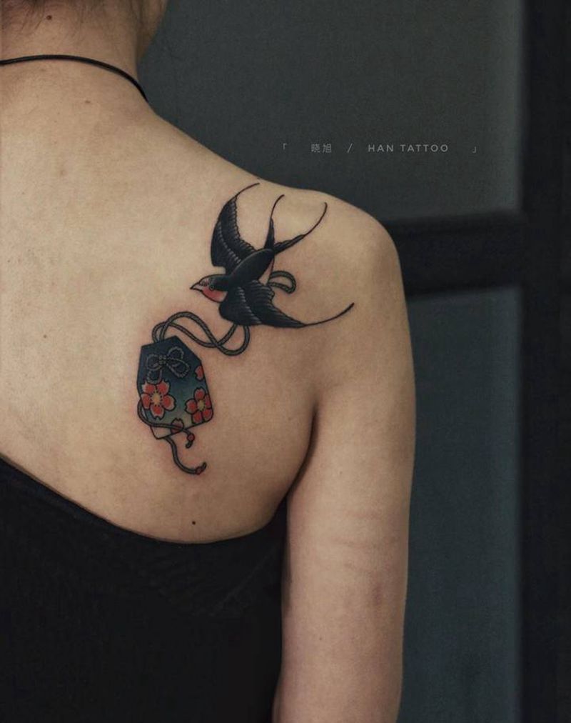 old school纹身图片_背部Old School纹身图案