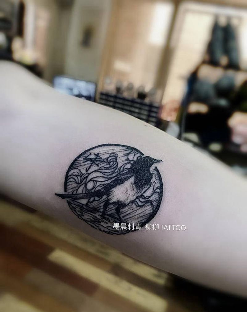 喜鹊纹身图片_手臂纹身图案