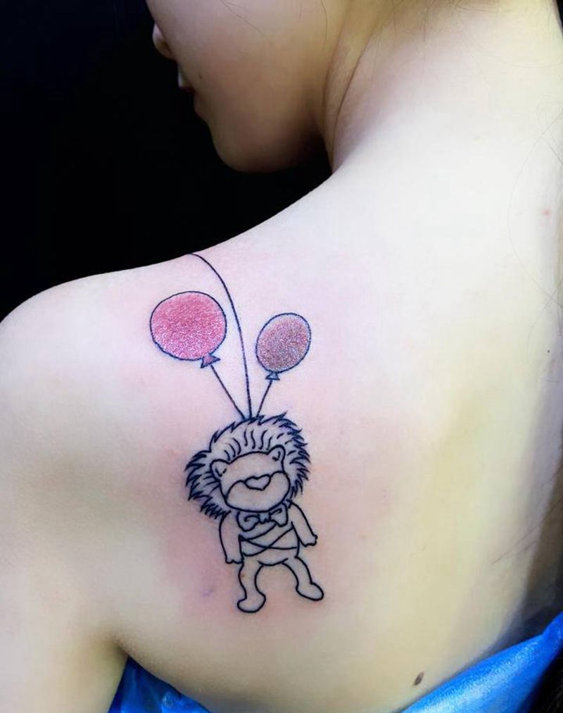 小狮子纹身图片_肩部纹身图案