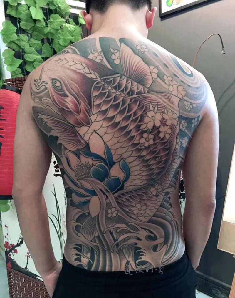 底色完成  恢复后上彩纹身图片_背部腰部新传统老传统纹身图案