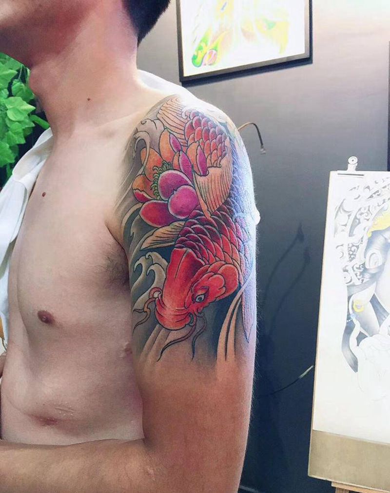 结束战斗，下班…纹身图片_肩部手臂新传统老传统纹身图案