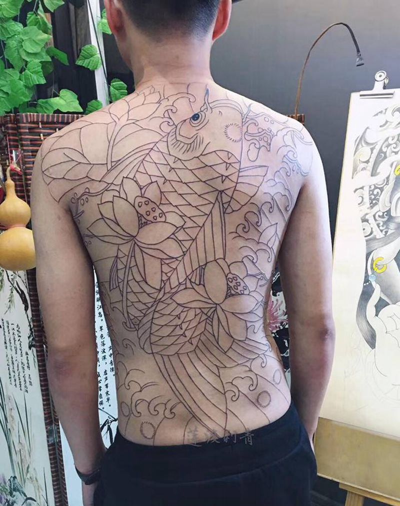 线条完成   恢复后上色纹身图片_背部腰部老传统新传统纹身图案