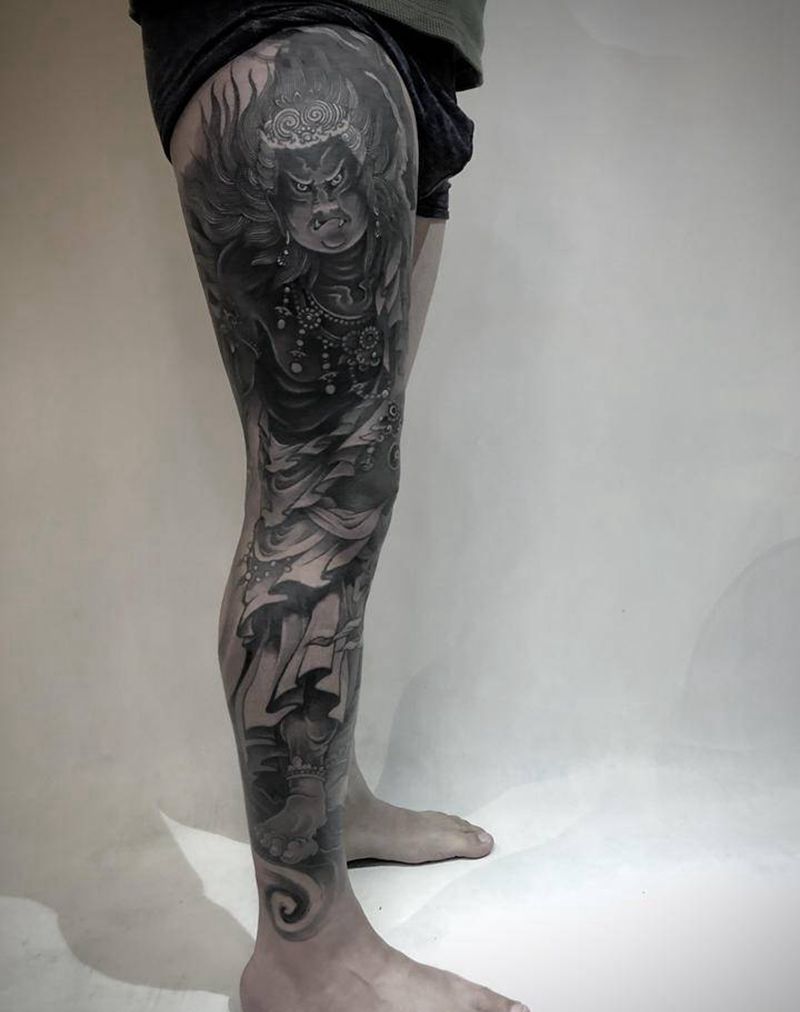 不动明王纹身图片_腿部新传统不动明王纹身图案