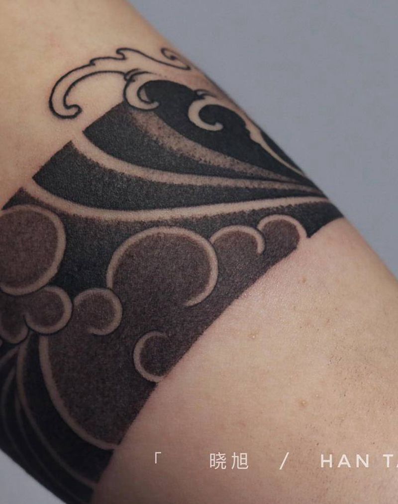 臂环纹身图片_手臂新传统纹身图案