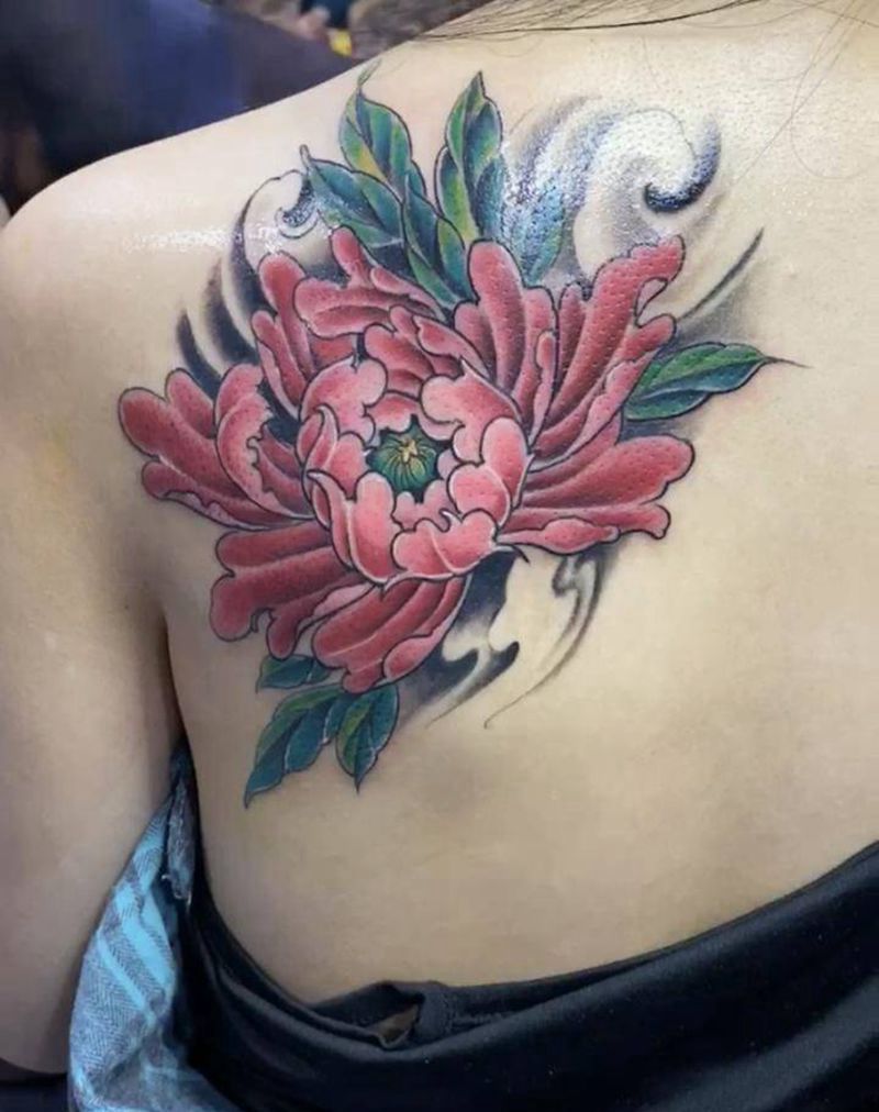 牡丹纹身图片_肩部腰部老传统新传统纹身图案