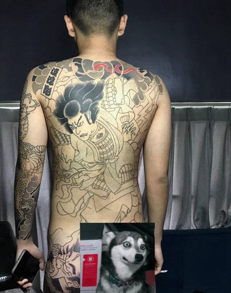 源义平纹身图片_背部老传统纹身图案