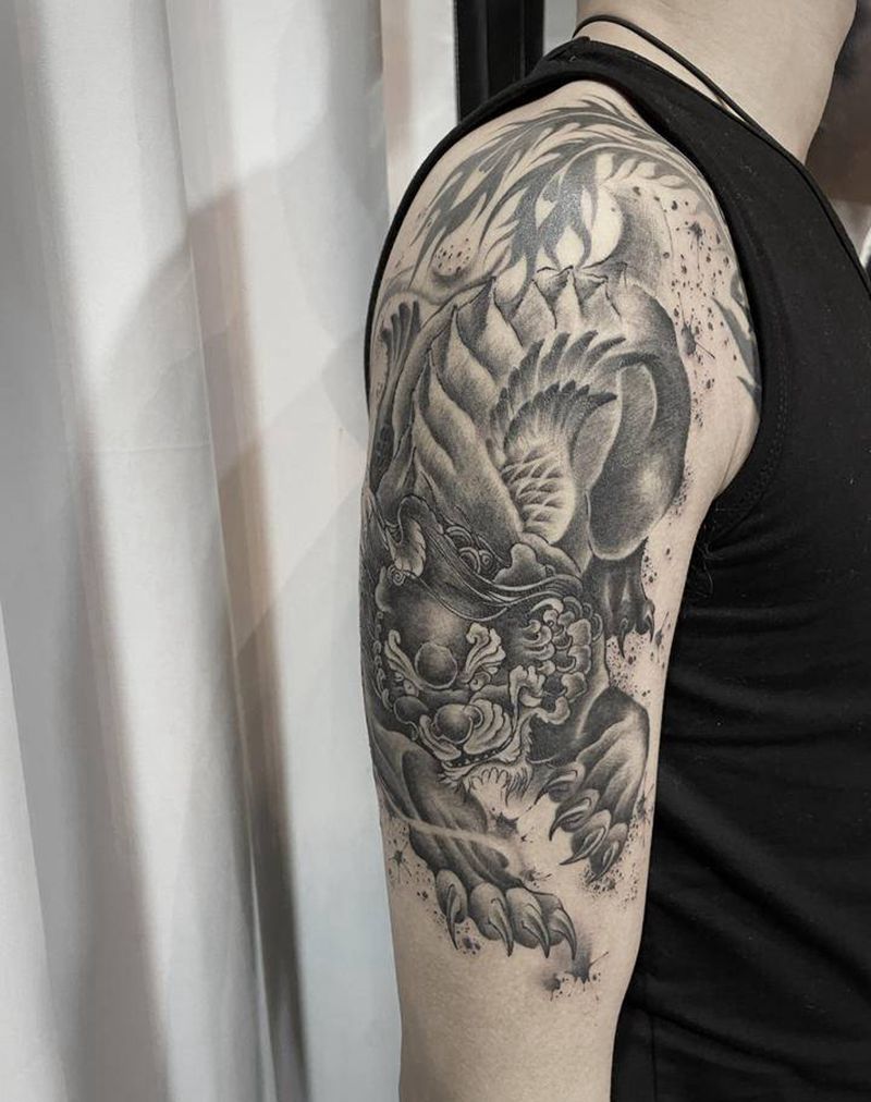 貔貅纹身图片_手臂肩部水墨新传统纹身图案