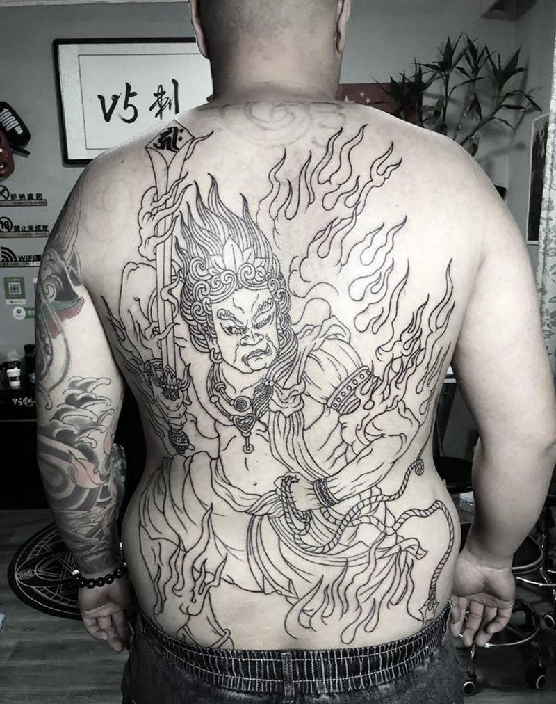 不动明王纹身图片_背部老传统不动明王纹身图案