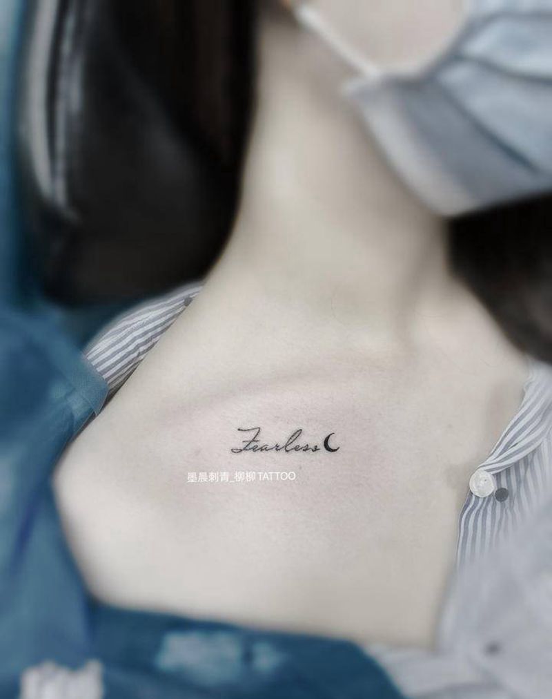 小英文纹身图片_胸部纹身图案