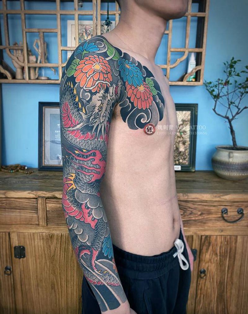 日式纹身图片_手臂胸部老传统纹身图案