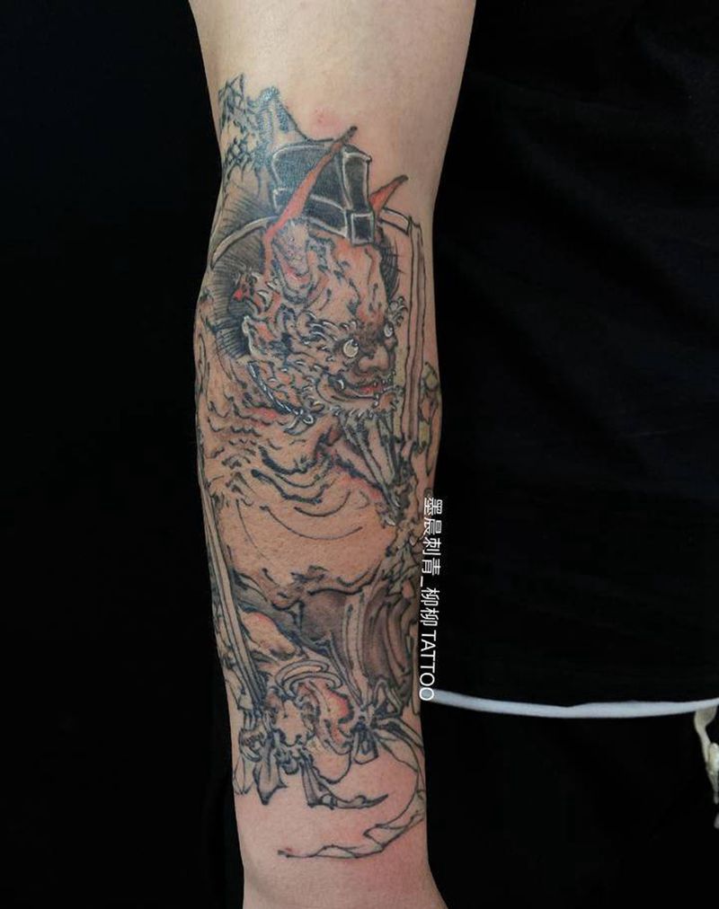 搬财纹身图片_手臂纹身图案